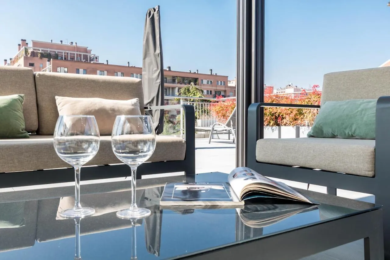 Apartment Joivy San Cristoforo - Terrace, Gym & Spa Milan