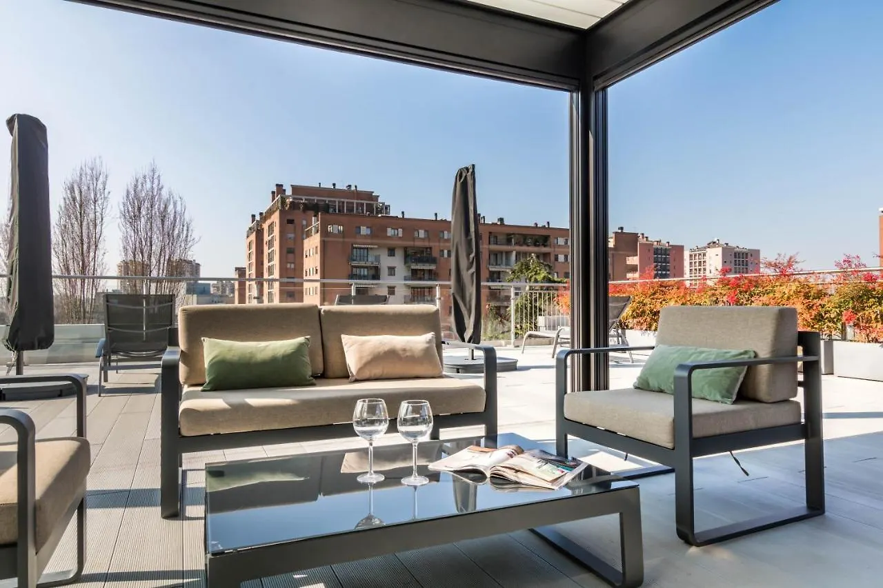 Joivy San Cristoforo - Terrace, Gym & Spa Milan Apartment
